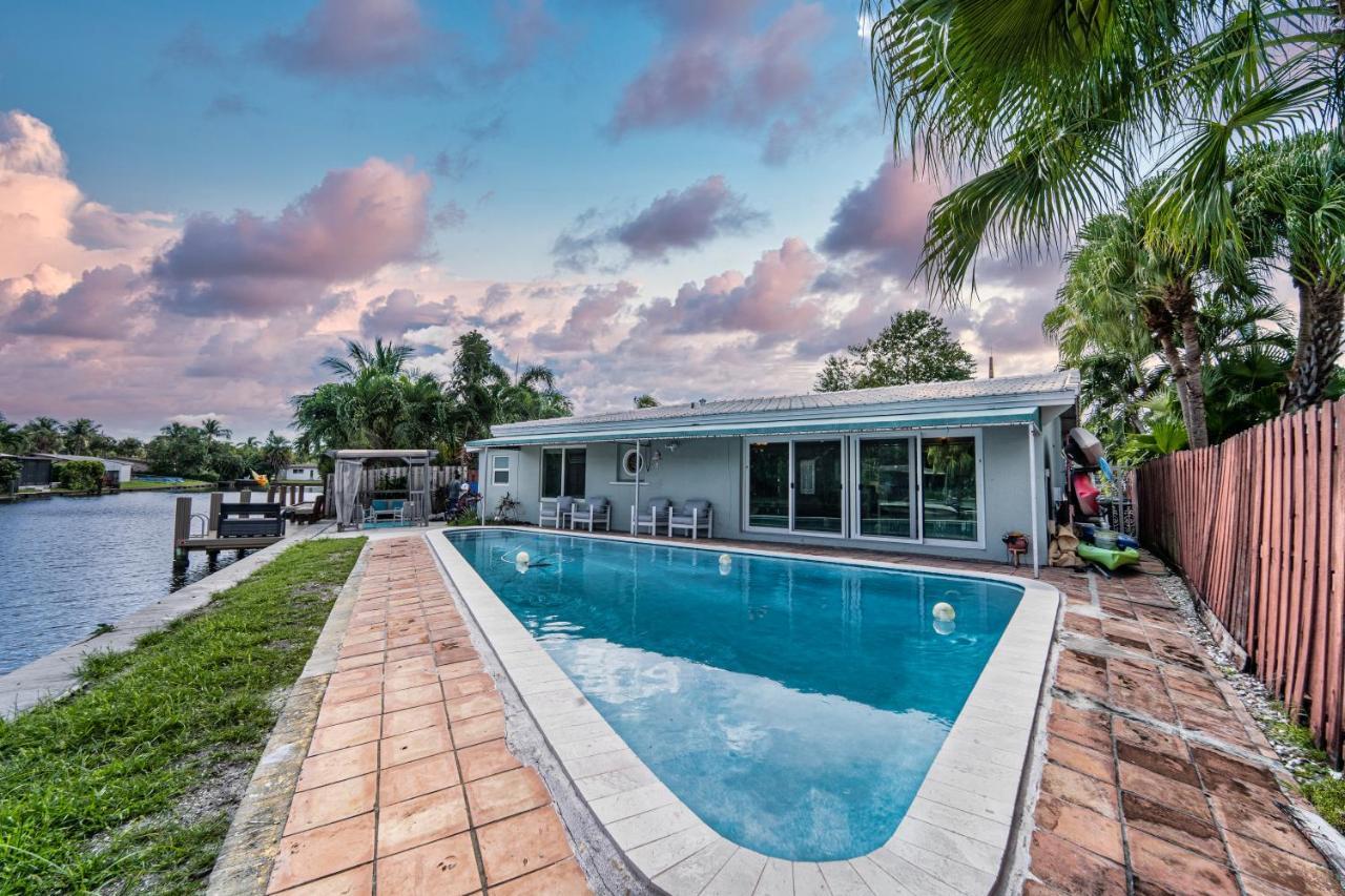 Central Waterfront Villa Salt Wtr Pool Near Beach フォート・ローダーデール エクステリア 写真